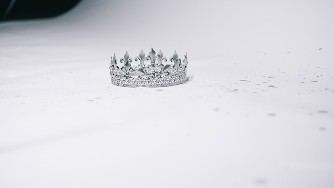 Photo Crown and throne